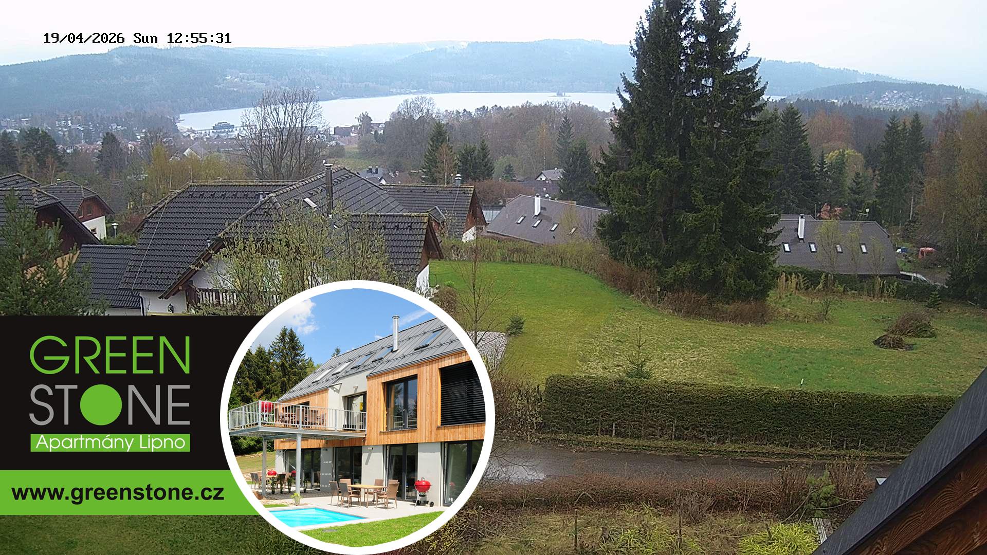 Aktuální záběr z kamery umístěné na našem apartmánovém domě Green Stone Lipno